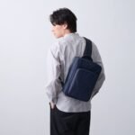 軽さとタフさを両立！毎日使いたくなるバッグ「TOUGH LITE SLING BAG」
